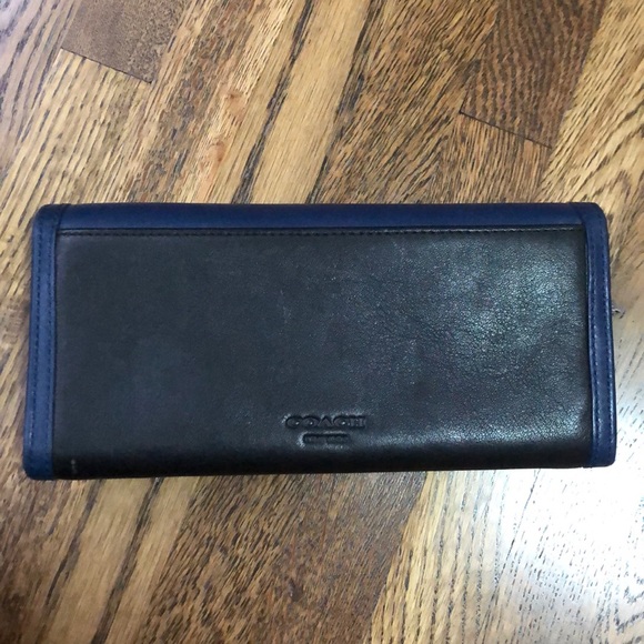 Coach wallet - Picture 4 of 4